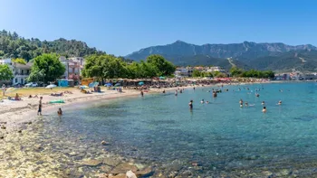 Vacanță de coșmar în Thassos! Ce a găsit un român în vila închiriată direct de la proprietar: „Am stat nouă nopți cu copiii”