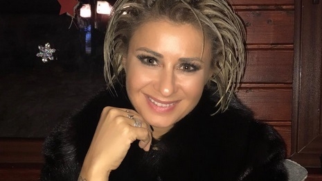 Pe Anamaria Prodan o ştie o ţară întreagă, dar uite cum arată sora ei: ”Ce frumuseţe!”