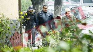 S-a mutat la noua iubita!
