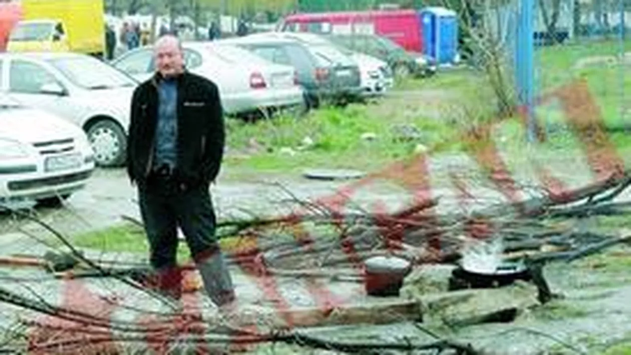 Chinezii-protestatari gatesc in mijlocul strazii