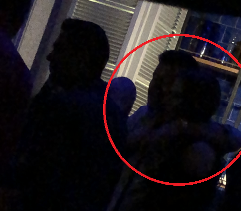 Căpuşan Jr. nu s-a mai dezlipit de frumoasa tânără