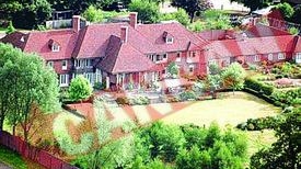 Printul Andrew a primit un cadou de 3,7 milioane de euro