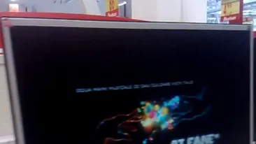 VIDEO Genial! Un DJ a intrat intr-un supermarket din Craiova, si a pus muzica proprie la boxe si numele lui pe toate monitoarele!