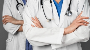 Boala care trimite tot mai mulți copii la spital în sezonul estival. Medicii trag un semnal de alarmă