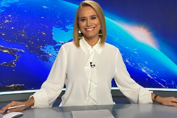 Vârsta își spune cuvântul! Cum arată Andreea Esca fără lumina din platou sau filtre