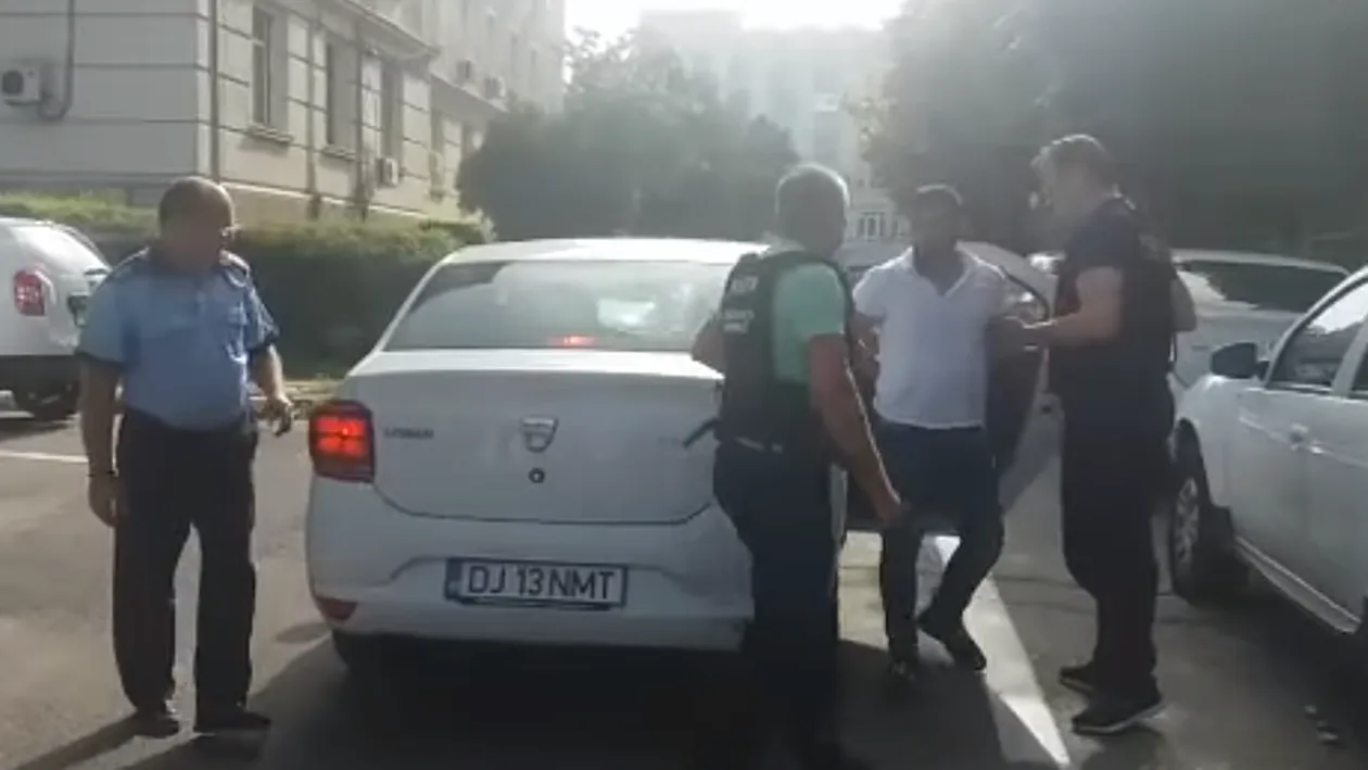 Bărbatul suspectat că a împușcat un tânăr după o șicanare în trafic, prins la Nădlac