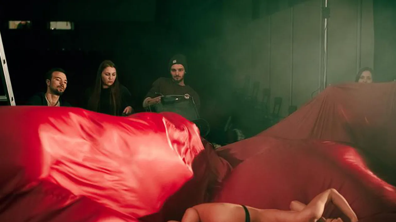 CARLA’S DREAMS,  premiu pentru cel mai vizualizat clip de pe YouTube! De ce  refuzat au băieţii să vorbească