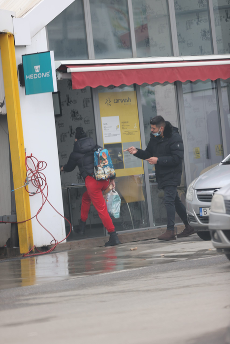 Lavinia Pîrva și-a îndeplinit sarcinile, iar apoi s-a răsfățat la shopping!  Soția lui Ștefan Bănică se descurcă în orice situație!