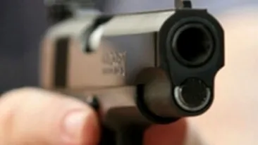 Bărbat împușcat de un polițist, în Prahova