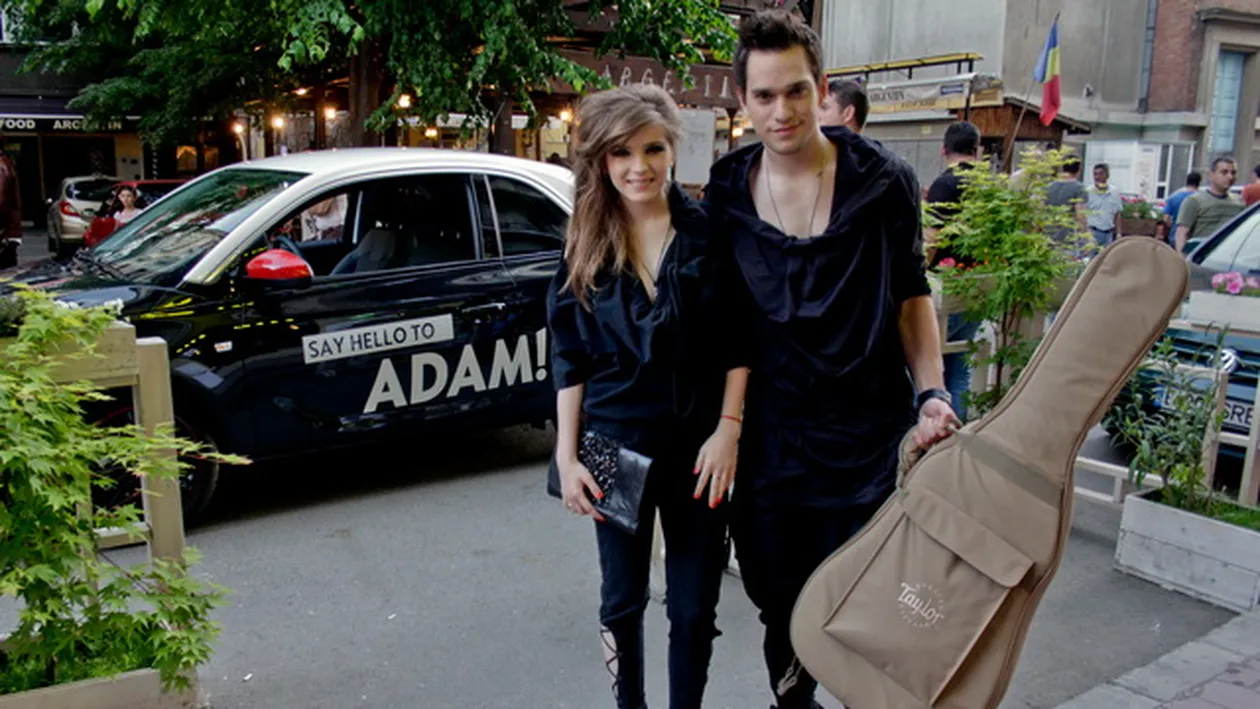 Schimbare socanta de stil pentru doi dintre membrii LaLa Band. Vezi cum arata Cris si Vlad cand nu sunt cu trupa!