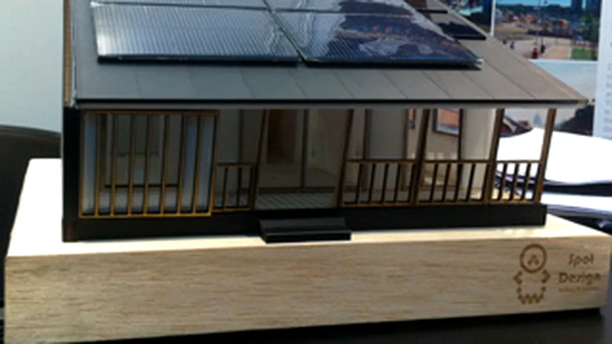 Primarul Oprescu incurajeaza un proiect inovator: o casa solara proiectata de 50 de studenti! Vezi aici cum arata casa eco