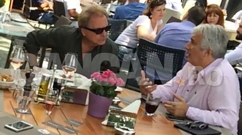 Armand Assante a ajuns în secret la Bucureşti. S-a deghizat ca să nu fie recunoscut la întâlnirea cu ”Ţeavă”!