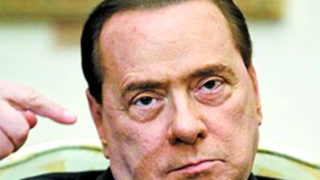 Berlusconi a dat drumul la mitocanii pe Angela Merkel: E o curva grasa pe care nu o f...e nimeni