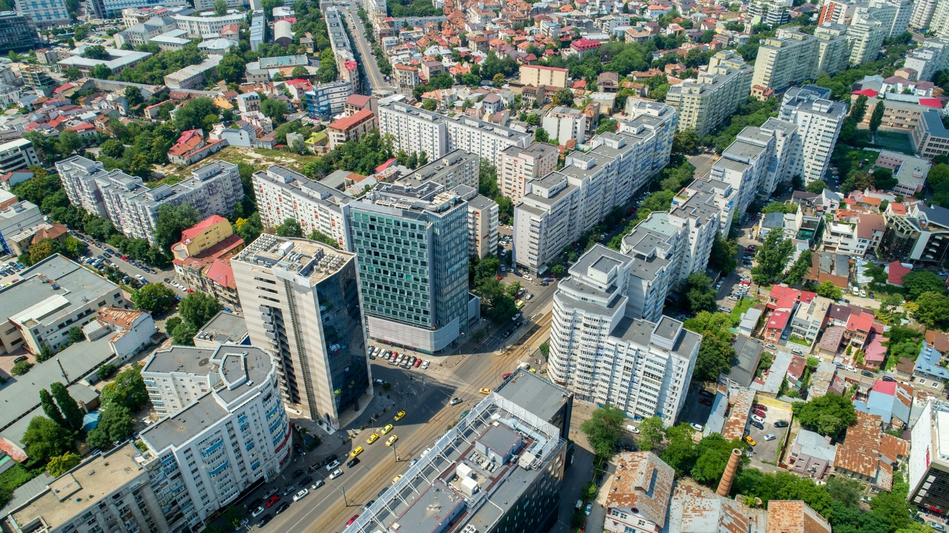 Topul cartierelor din Capitală unde poluarea a explodat. Aerul depășește grav limitele OMS