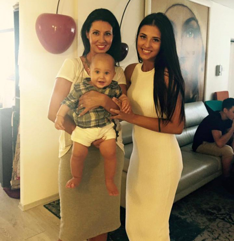 Câți ani are, de fapt, mama Antoniei! Denise Iacobescu NU s-a ferit să-și spună vârsta