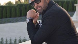INFORMAŢII EXCLUSIVE! Cătălin Botezatu, prima declaraţie după ce a mărturisit că cineva drag a murit: “E foarte dureros pentru mine…”
