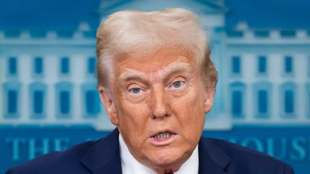Donald Trump stârnește o nouă controversă după ce s-a afișat ca Elvis Presley într-o imagine creată cu inteligența artificială