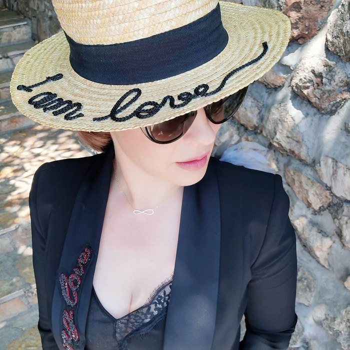 Andreea Marin s-a relaxat în Croația
