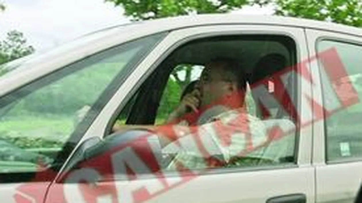 Ex-seful spionilor, printre mititei