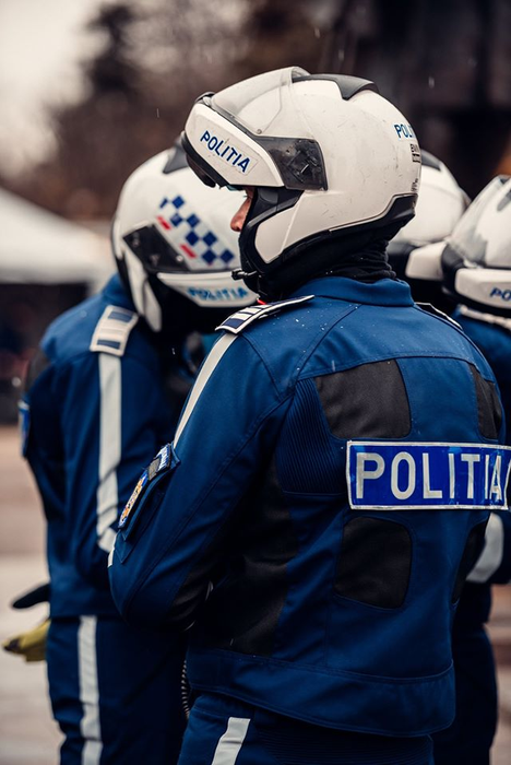 Polițiștii și procurorii au făcut mai multe percheziții în acest caz