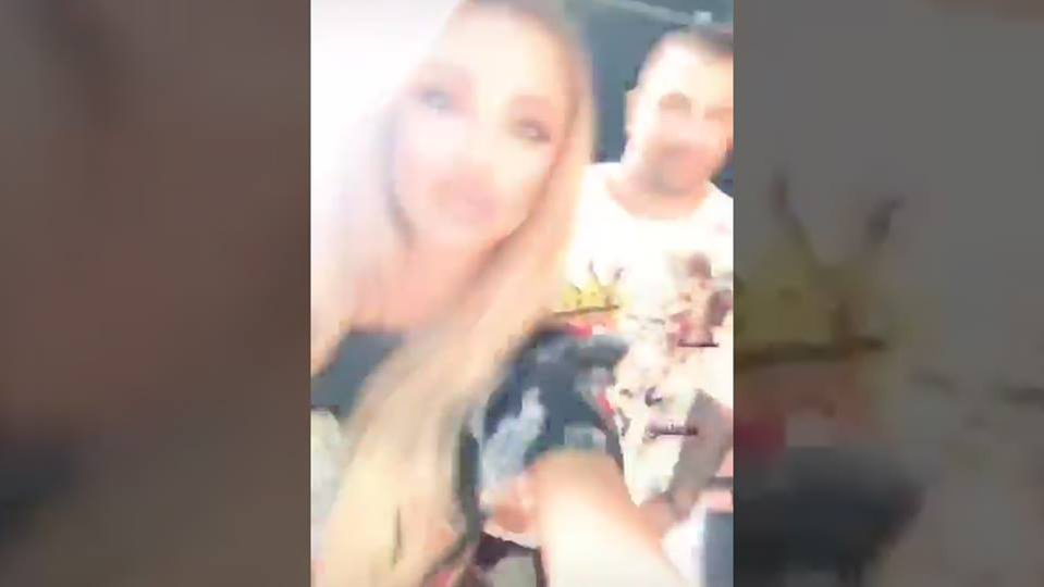 Bianca și Alex s-au “înecat” în șampanie la Dubai