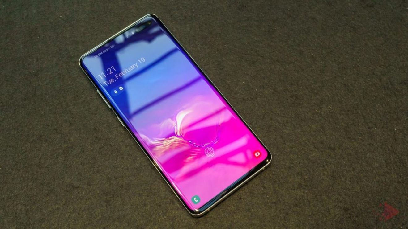 Moment jenant pentru Samsung! Telefonul care costă o avere dă rateuri neașteptate