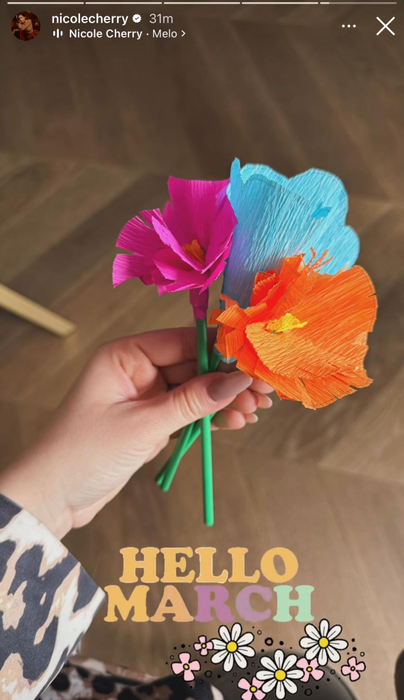 Ce au primit vedetele de 1 martie