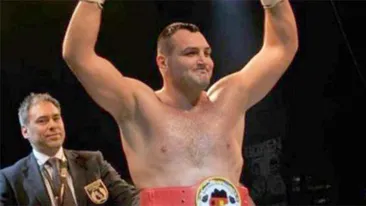 VIDEO Cristian Ciocan isi apara centura de campion european la Galati! Hammer ii calca pe urme lui Klitschko