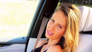 Andreea Banica este in stare de orice pentru a fi in forma! Uite cum a fost fotografiata vedeta: “Asa te vrem”