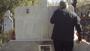 Tatal Micai de la Abracadabra se topeste de durere: “Ma duc la ea in camera si vorbesc cu spiritul ei!”