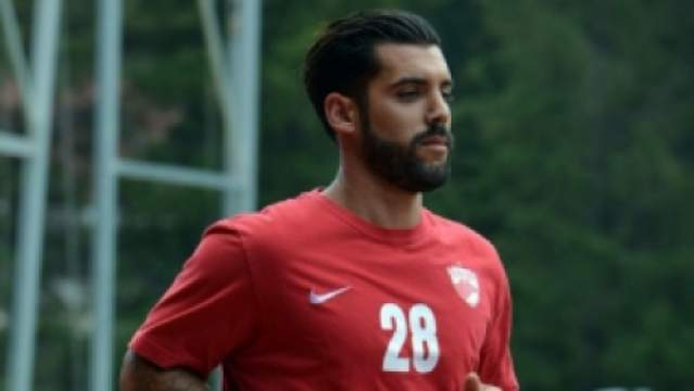 Un fost fotbalist al lui Dinamo este în comă indusă. A fost implicat într-un teribil accident şi… Prima reacţie a antrenorului său
