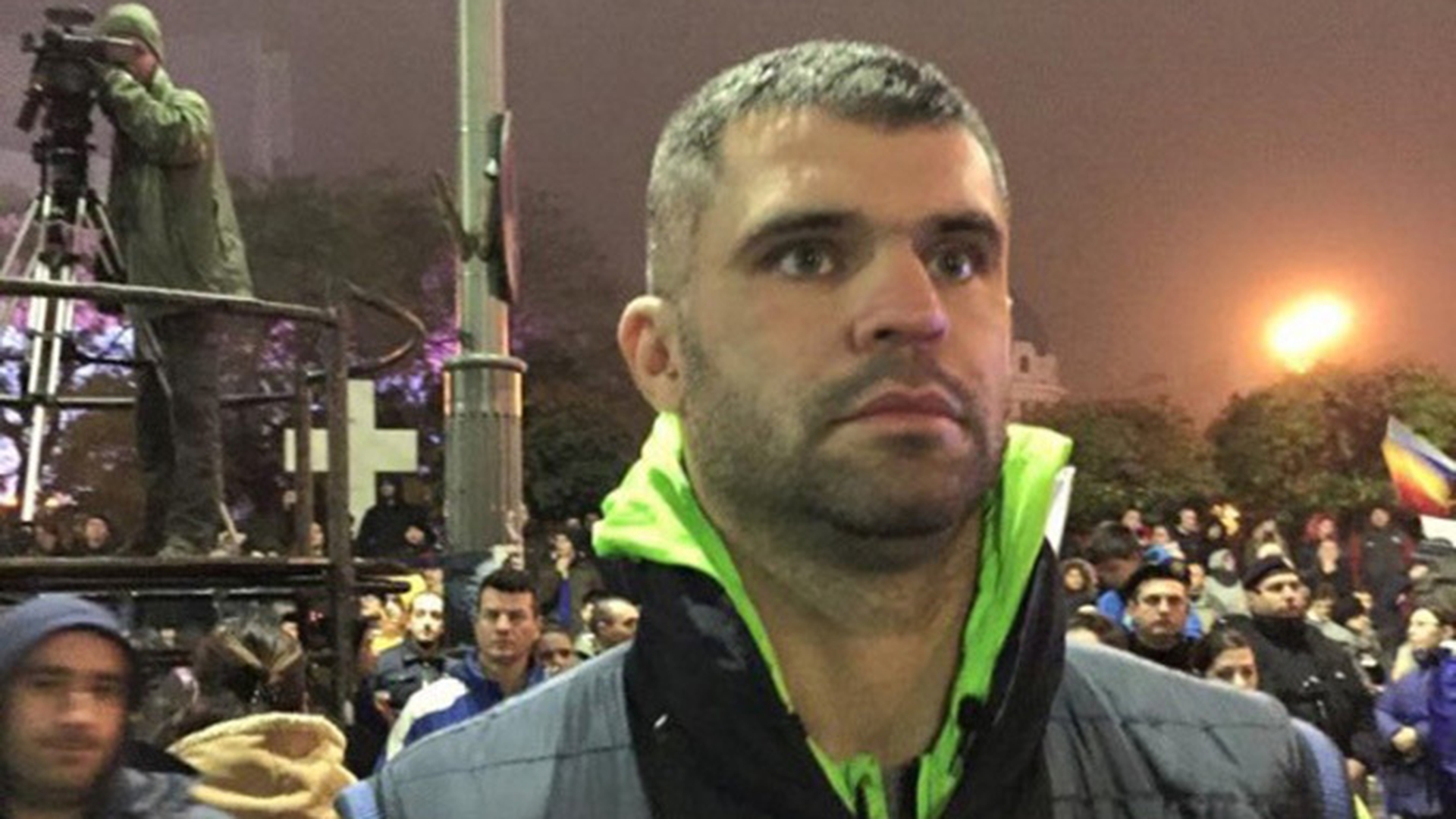 Ce a postat DANIEL GHIŢĂ în timpul protestelor din Capitală