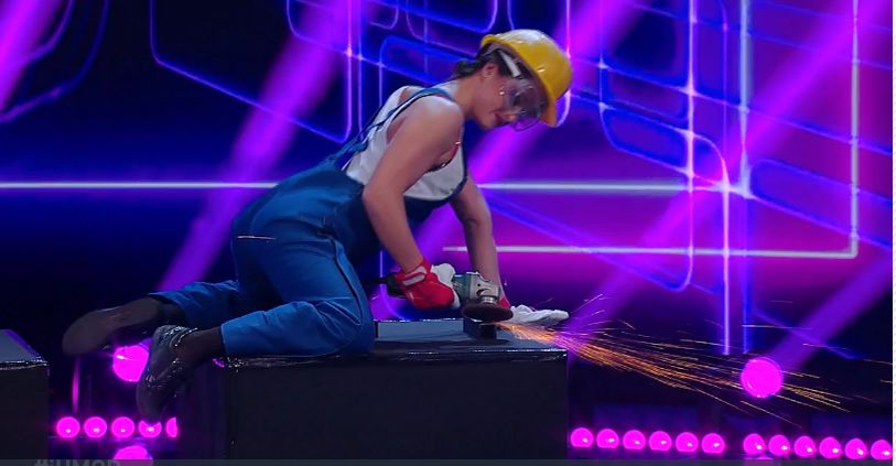 Scene halucinante la iUmor! Mihai Bendeac, replică obscenă după ce a văzut-o pe Cristina Garcia: „Mi-ar plăcea să mă luaţi puţin la…”