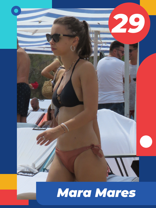 Top 30 cele mai dezgolite “tipese” la mare în 2022. Față-verso sunt beton!