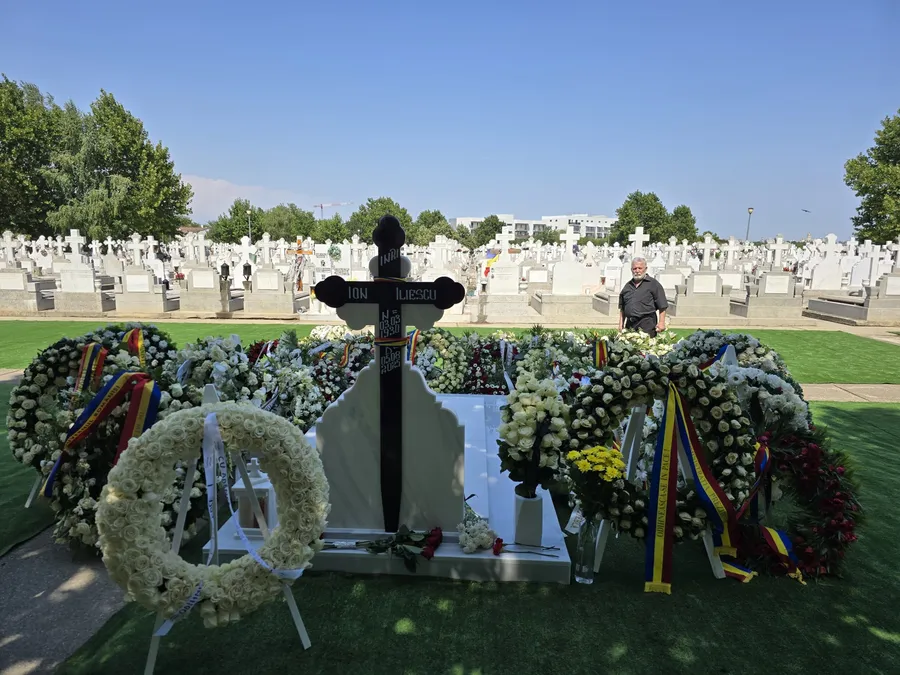 Cât a costat înmormântarea lui Ion Iliescu