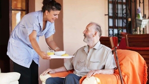 Ce a pățit un pensionar italian, după ce s-a îndrăgostit lulea de badanta din România care-l îngrijea. Cine era Marinela, de fapt