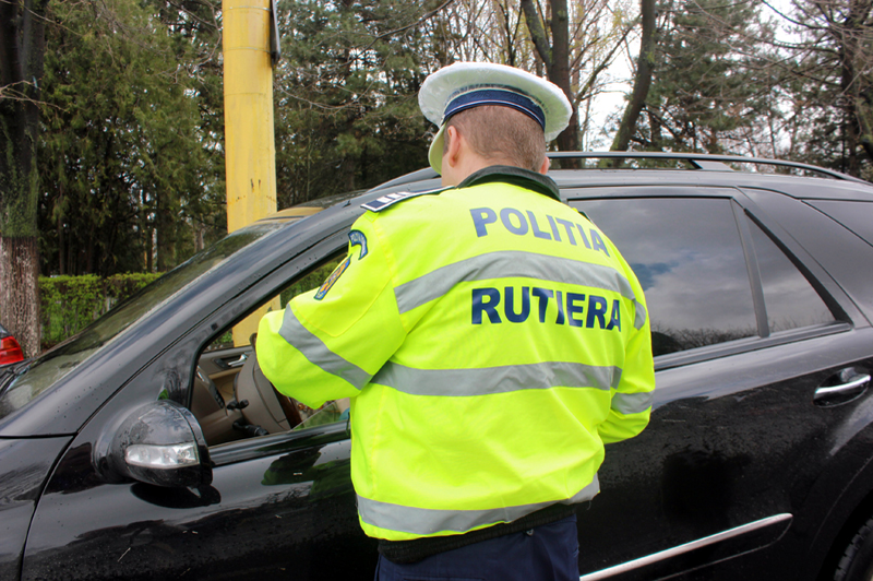Românii ar putea plăti amenzile la jumătate, în termen de 15 zile, în loc de 48 de ore