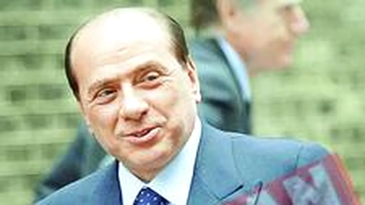 Berlusconi, cavalerul de onoare al lui Briatore