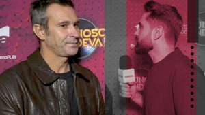 Nicolai Tand își întocmește portretul cu autoironie, la “Te cunosc de undeva!”: “Sunt cam de lemn, recunosc!”