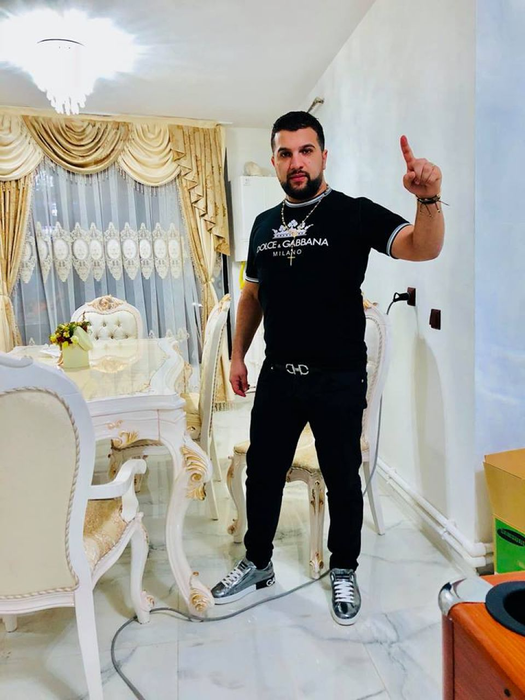Cum arată vila suflată cu aur a lui Tzanka Uraganul!