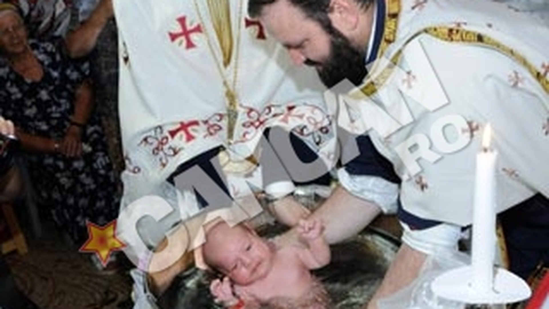 Gabi Firea si Florentin Pandele si-au botezat fiul! Vezi cine i-a fost nas si ce petrecere cu fast au pregatit cei doi!