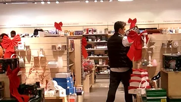 “Regele imobiliarelor”, in cautarea frumusetii feminine! Milionarul Eduard Uzunov, atras de fotografiile nud!