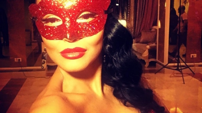 Singură de multă vreme şi fără pretendenţi, Andreea Mantea face haz de necaz: ”Mă simt atât de bătrână…”