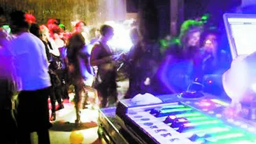 Sex pe unde si cu cine apuci intr-un club din Berlin