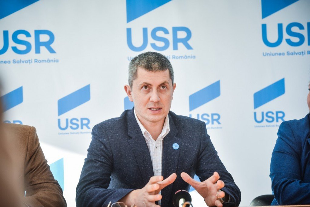 Dan Barna, candidat la președinție, a obținut contracte de milioane de euro de pe urma statului