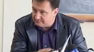 Ei sunt prostii tarii! O clasa intreaga s-a semnat la BAC anul trecut cu numele generic "Popescu Ion"! Pana si Inspectorul General rade de ei