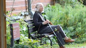 Anunțul momentului! Sute de mii de români ar putea rămâne fără banii de pensie