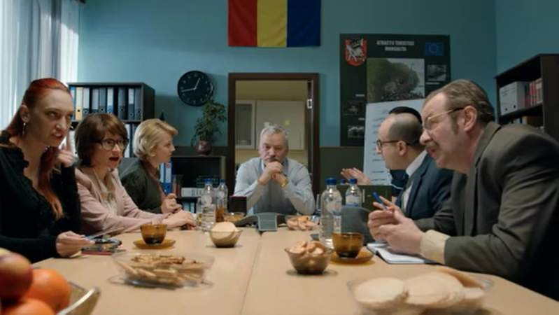 Scenă din serialul "Mangalița"