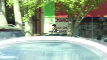 Si-a luat in serios rolul de barbat in casa! Victor Slav a scos euro de la ciorap ca sa-i repare masina Biancai!