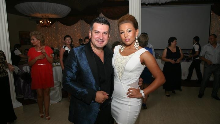E versata, e bombata, e cea mai tare nepoata! Roxana de la Valcea e adevarata Beyonce de Romania!